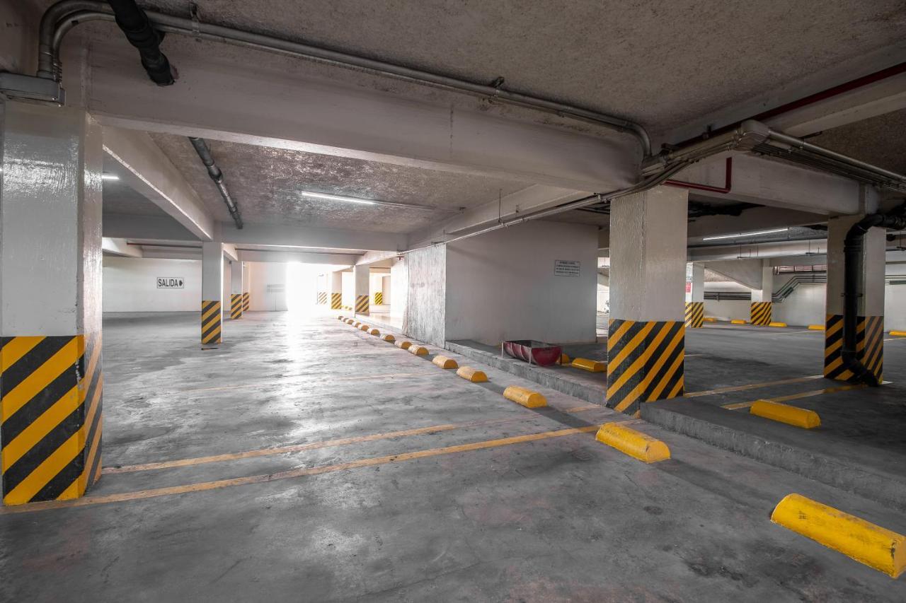 Hotel Real Del Sol - Zona Expo Industrial Гуадалахара Екстериор снимка