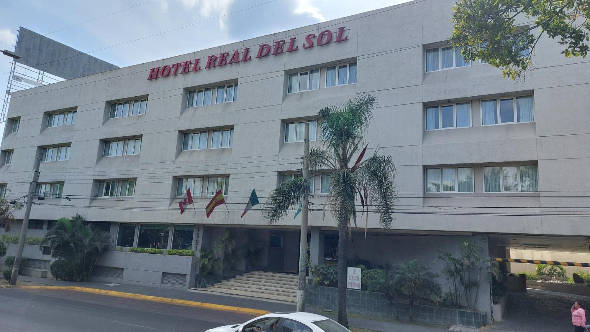 Hotel Real Del Sol - Zona Expo Industrial Гуадалахара Екстериор снимка